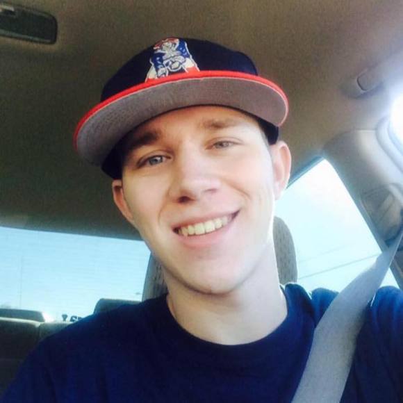 Meet your Posher, Kyle - Picture 1 of 1